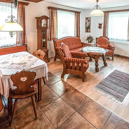 Ferienwohnung In Groebming 아파트 그뢰브밍